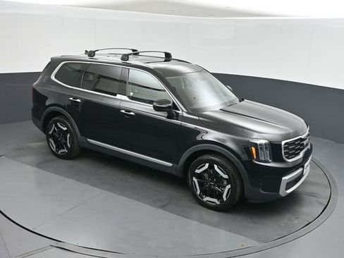 Used 2025 Kia Telluride S AWD/4WD image 30