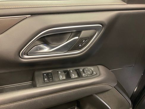 Used 2021 GMC Yukon AT4 image 12