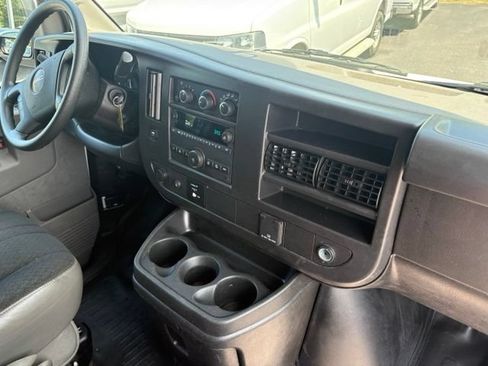 Used 2025 GMC Savana 2500 w/ Driver Convenience Package RWD image 22