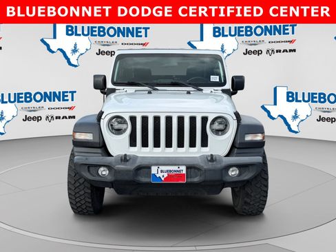 Used 2018 Jeep Wrangler Sport AWD/4WD image 2