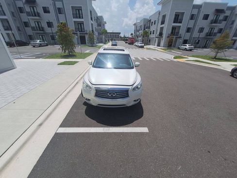 Used 2013 INFINITI JX35 FWD image 3