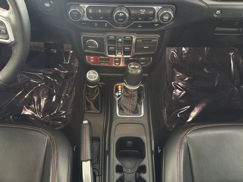 Used 2021 Jeep Wrangler Unlimited Rubicon image 22