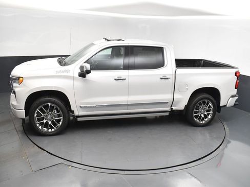 New 2025 Chevrolet Silverado 1500 High Country AWD/4WD image 37