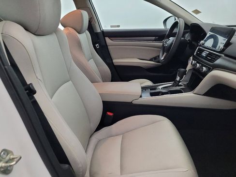 Used 2020 Honda Accord LX image 21
