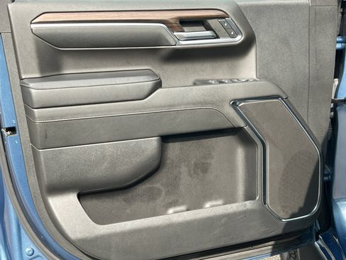 Certified 2024 Chevrolet Silverado 1500 LT AWD/4WD image 18