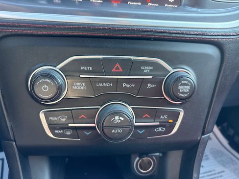 Used 2019 Dodge Charger Scat Pack w/ Plus Group RWD image 17