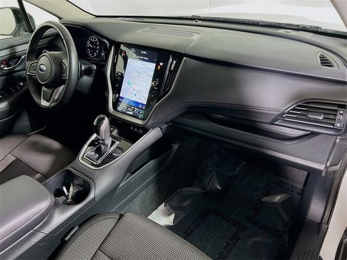 Used 2025 Subaru Outback Premium image 27