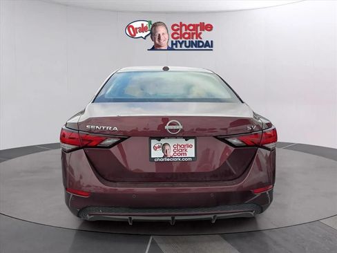 Used 2024 Nissan Sentra SV w/ SV Premium Package FWD image 3