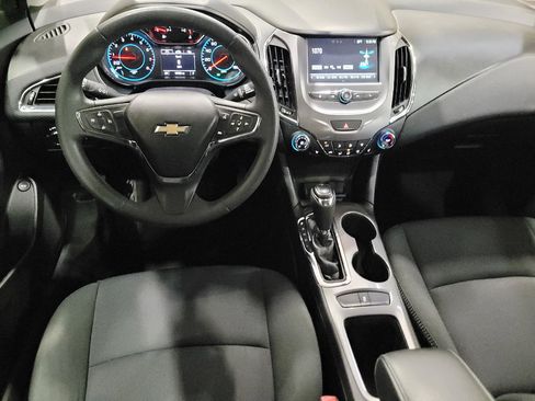 Used 2016 Chevrolet Cruze LT w/ Convenience Package FWD image 22