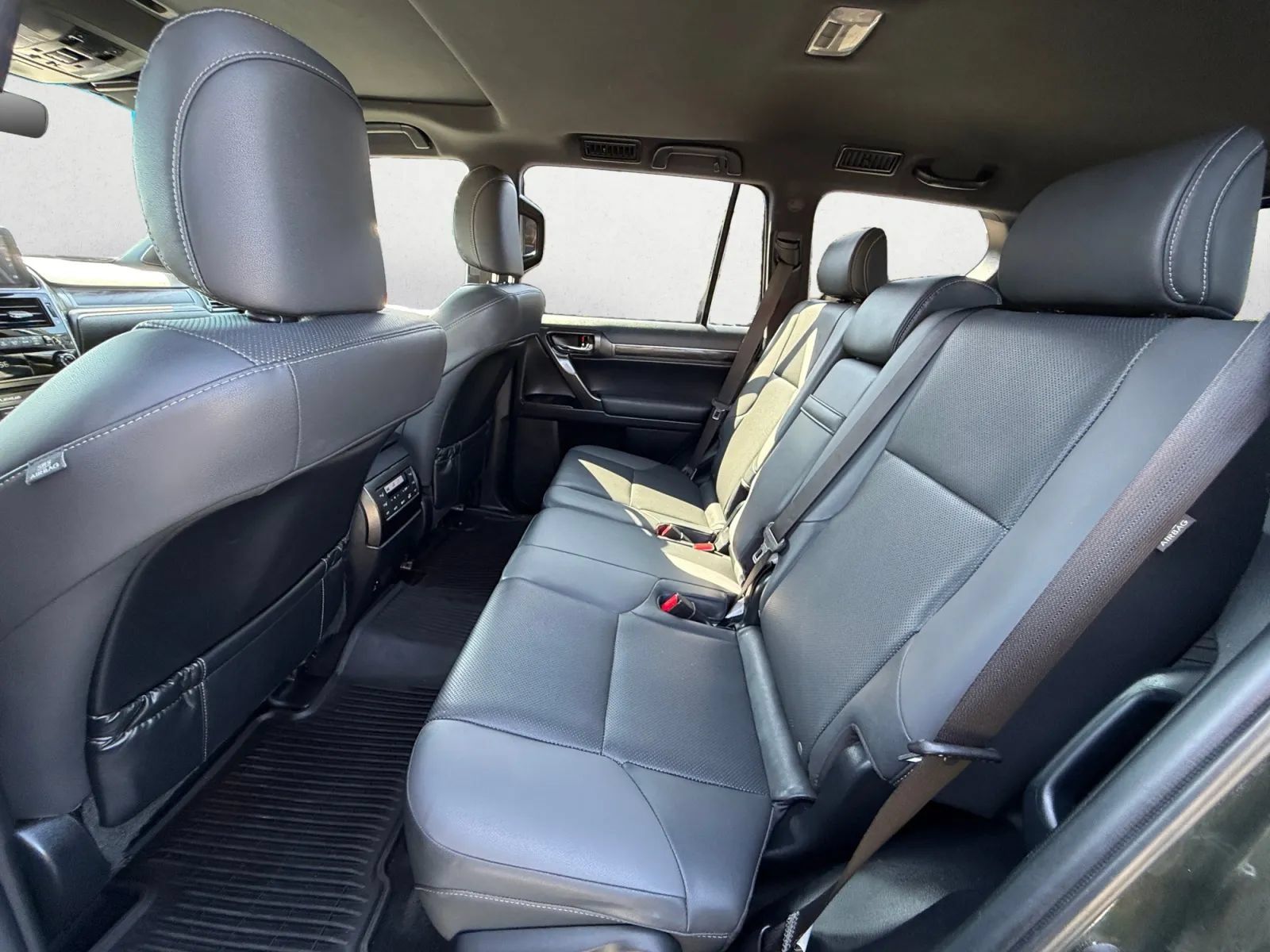 Used 2022 Lexus GX 460 AWD/4WD image 21