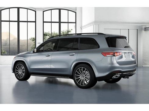 New 2026 Mercedes-Benz GLS 580 4MATIC image 42