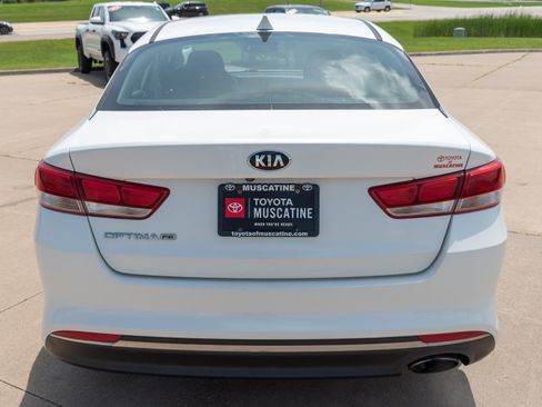 Used 2016 Kia Optima LX FWD image 18