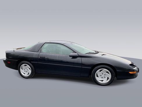 Used 1995 Chevrolet Camaro LT RWD image 6