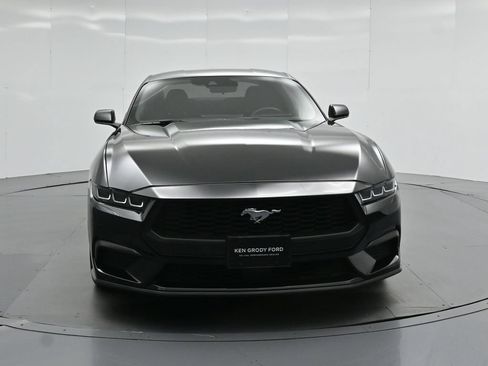 Used 2024 Ford Mustang Coupe RWD image 15