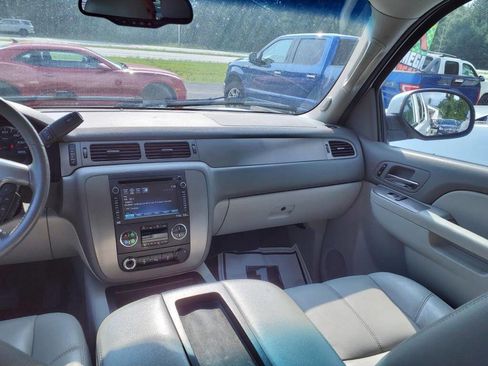 Used 2014 Chevrolet Tahoe LT image 11