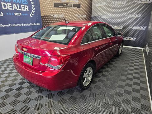 Used 2014 Chevrolet Cruze LT FWD image 16