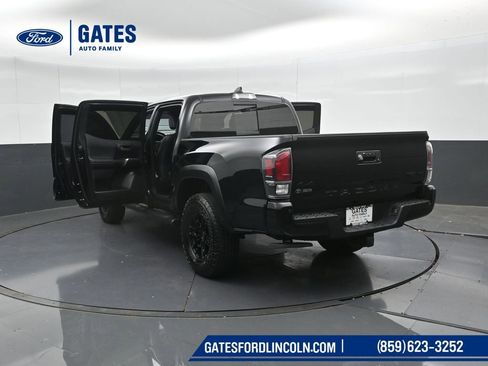 Used 2021 Toyota Tacoma TRD Pro AWD/4WD image 52