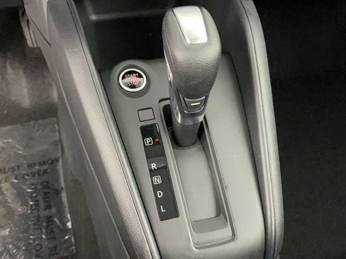 New 2025 Nissan Kicks Play S image 17