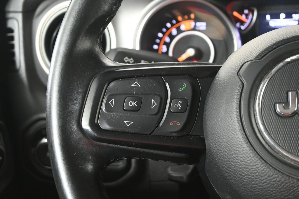 Used 2020 Jeep Wrangler Sport AWD/4WD image 32