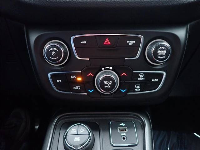 Used 2018 Jeep Compass Trailhawk w/ Leather Interior Group AWD/4WD image 21