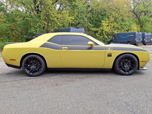 Used 2021 Dodge Challenger R/T Scat Pack w/ T/A Package image 6