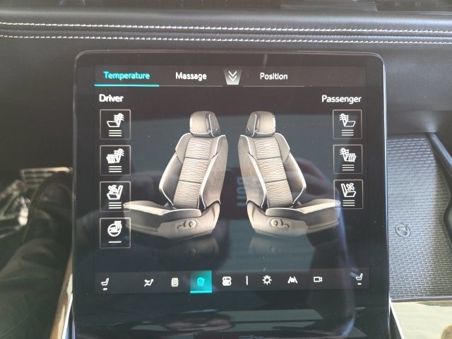 Used 2025 Cadillac Escalade Sport Platinum AWD/4WD image 10