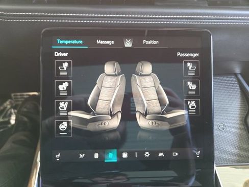 Used 2025 Cadillac Escalade Sport Platinum AWD/4WD image 10
