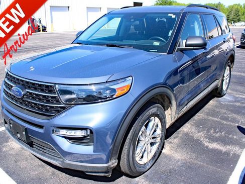 Used 2021 Ford Explorer XLT w/ Equipment Group 202A AWD/4WD image 1