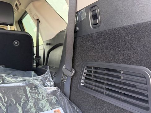 New 2026 Nissan Pathfinder SL image 39