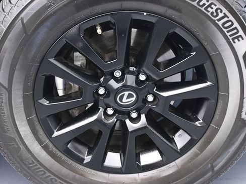 Used 2023 Lexus GX 460 w/ Black Line Special Edition AWD/4WD image 47