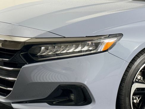 Used 2022 Honda Accord Sport image 11