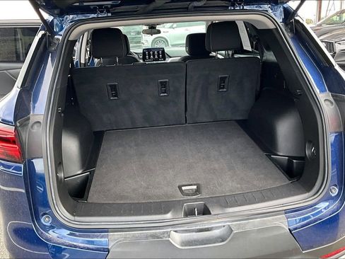 Used 2023 Chevrolet Blazer LT image 47