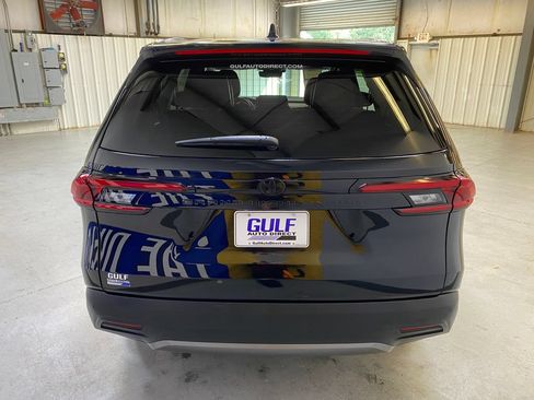 Used 2025 Toyota Grand Highlander FWD image 7