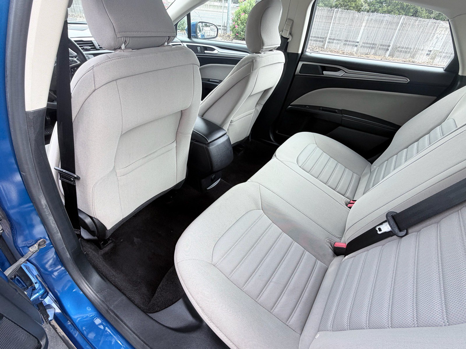 Used 2018 Ford Fusion S FWD image 17