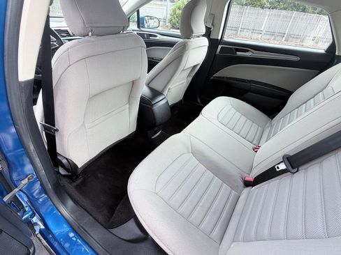 Used 2018 Ford Fusion S FWD image 17