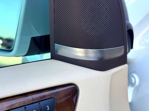 Used 2019 Mercedes-Benz GLS 550 4MATIC image 15