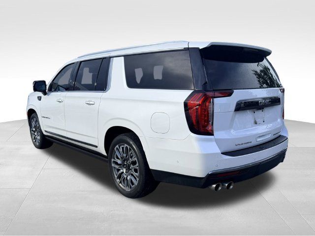 Used 2024 GMC Yukon XL Denali Ultimate AWD/4WD image 7