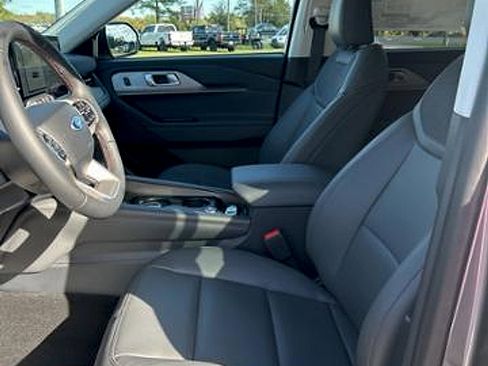 New 2026 Ford Explorer Active w/ Active Comfort Package image 14