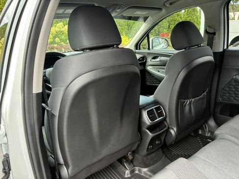 Used 2019 Hyundai Santa Fe SE FWD image 14