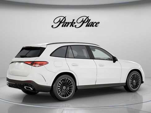 Used 2026 Mercedes-Benz GLC 300 image 22