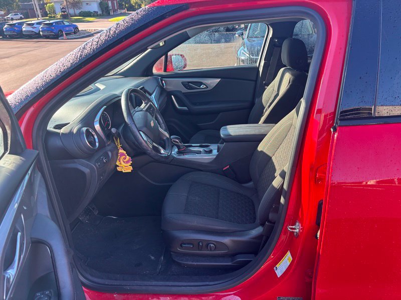 Used 2019 Chevrolet Blazer LT FWD image 9