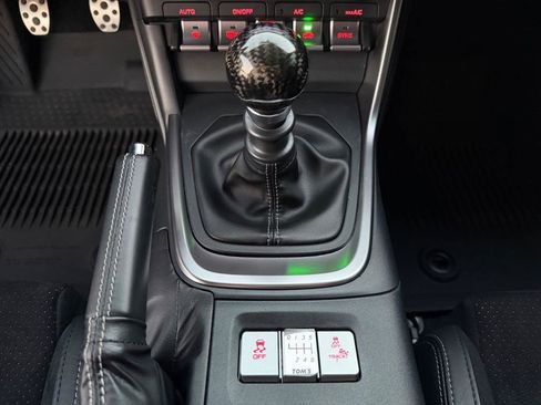 Used 2023 Toyota GR86 Premium w/ ALL Weather Mat Package (TMS) image 17