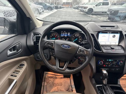Used 2017 Ford Escape SE w/ SE Leather Comfort Package image 21