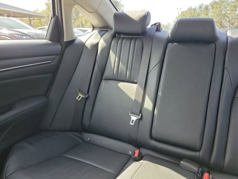 Used 2018 Honda Accord EX-L image 4