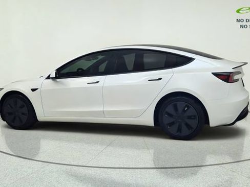 Used 2025 Tesla Model 3 Long Range AWD/4WD image 7