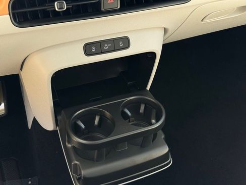 New 2025 Volkswagen ID. Buzz 1st Edition image 25