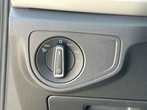 Used 2022 Volkswagen Atlas SE AWD/4WD image 16