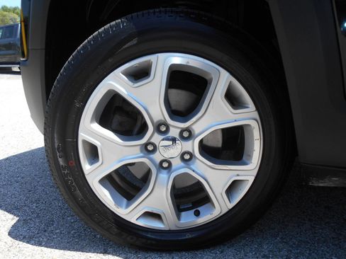 Used 2016 Jeep Renegade Limited AWD/4WD image 11