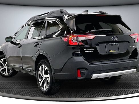 Used 2022 Subaru Outback Limited AWD/4WD image 4