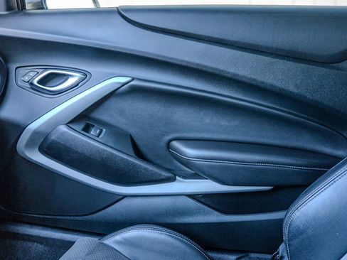 Used 2019 Chevrolet Camaro SS image 23